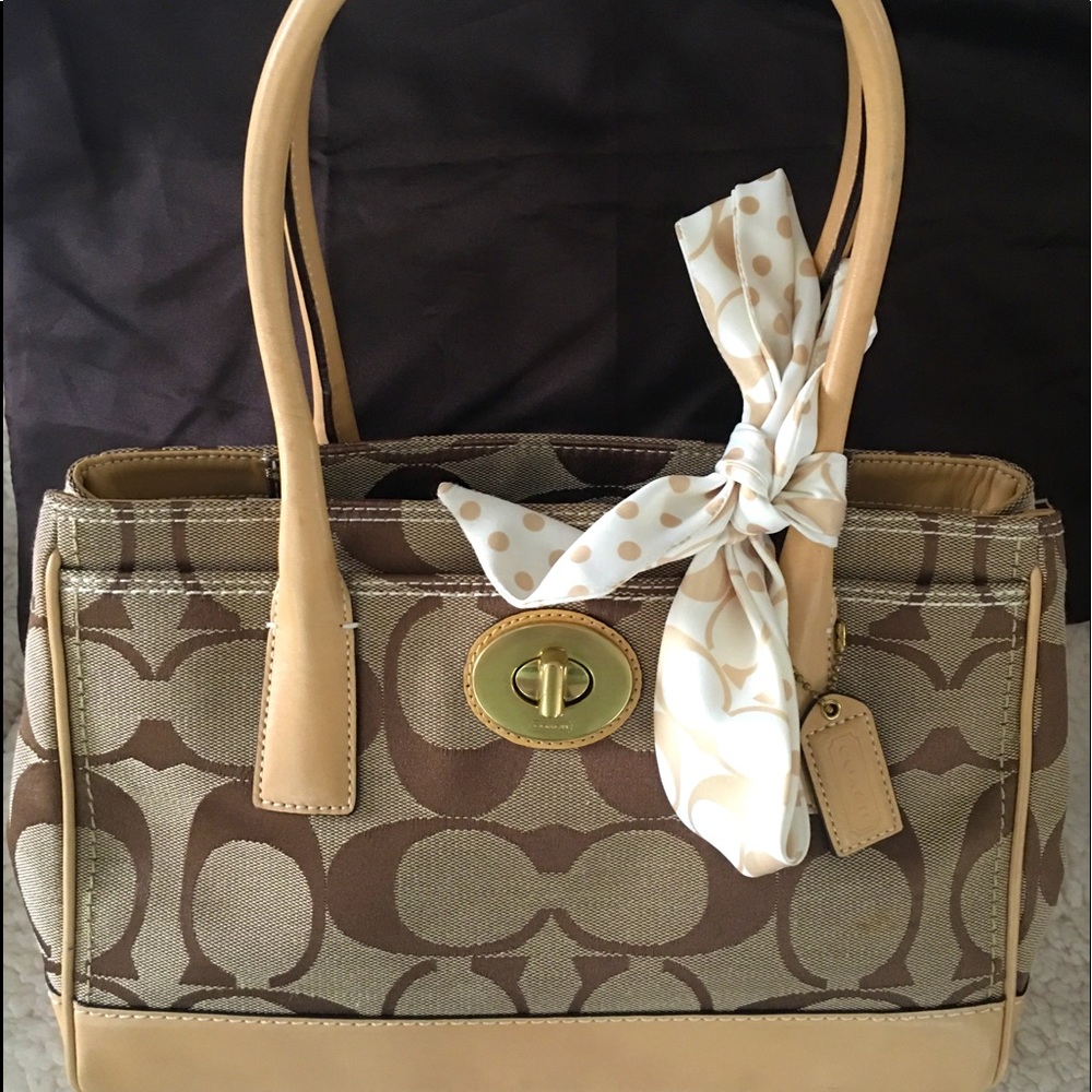 Coach handbag